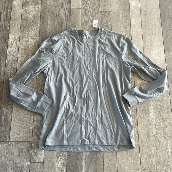 GAP Size Large Everyday Soft Grey Long-Sleeve Shirt New With Tags - Picture 6 of 6
